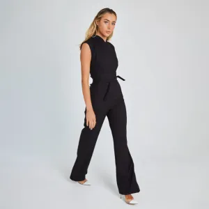 Avencea - Fashionable Sleeveless Jumpsuit with Wide Legs