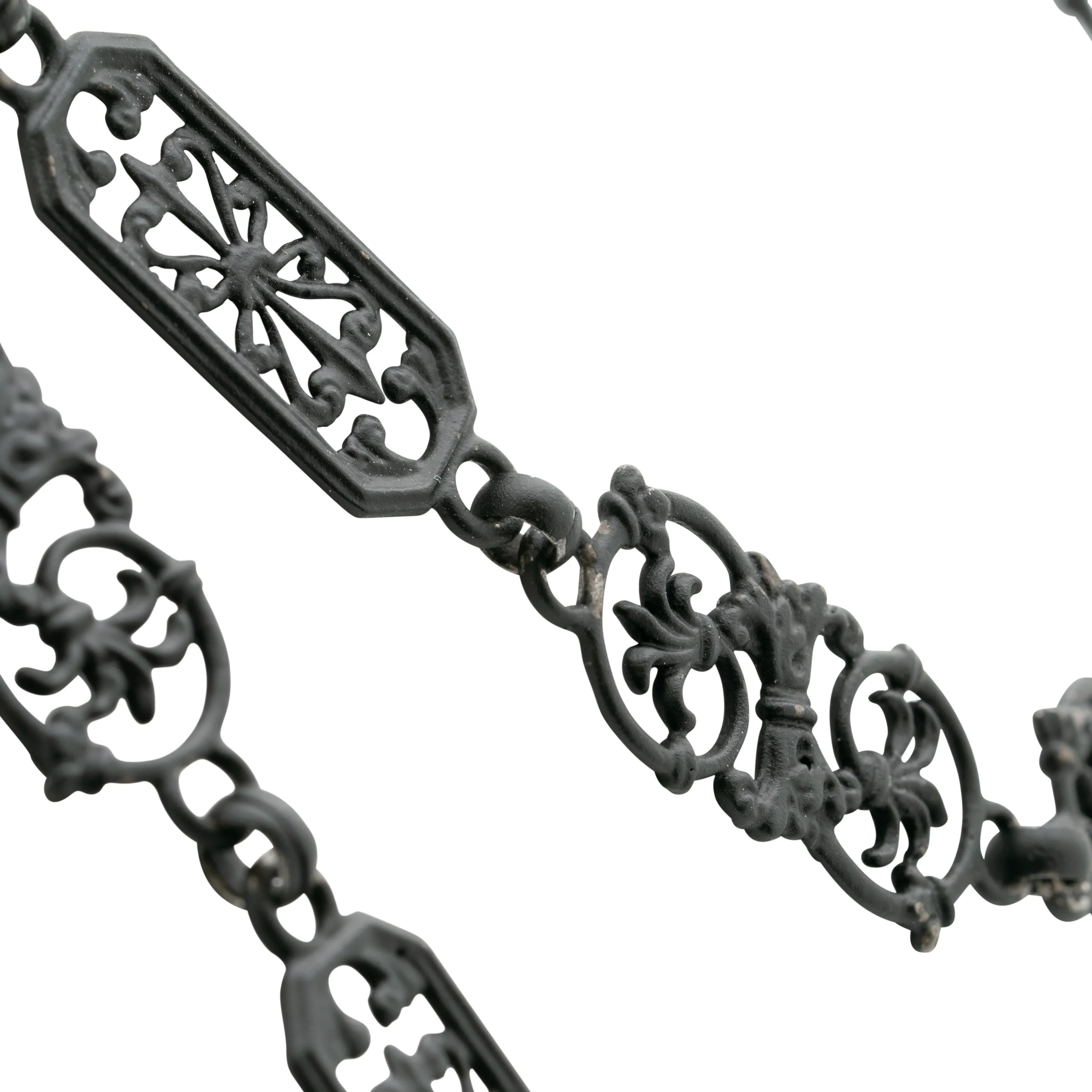 BERLIN LONG CHAIN IRON NECKLACE c.1810