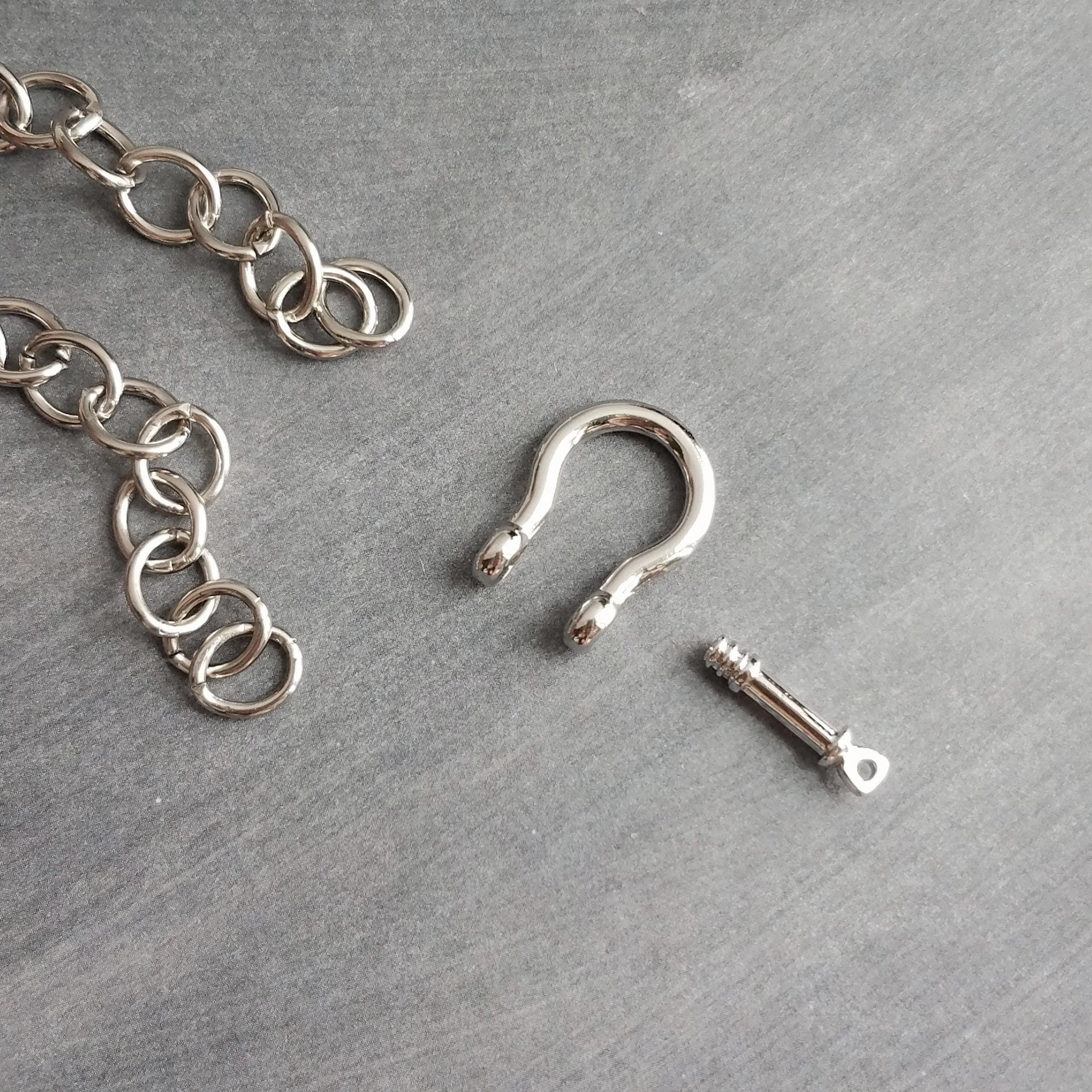 Chunky Silver Chain, front clasp necklace, large link chain, horseshoe clasp necklace, screw clasp chain, big round link chain, stainless