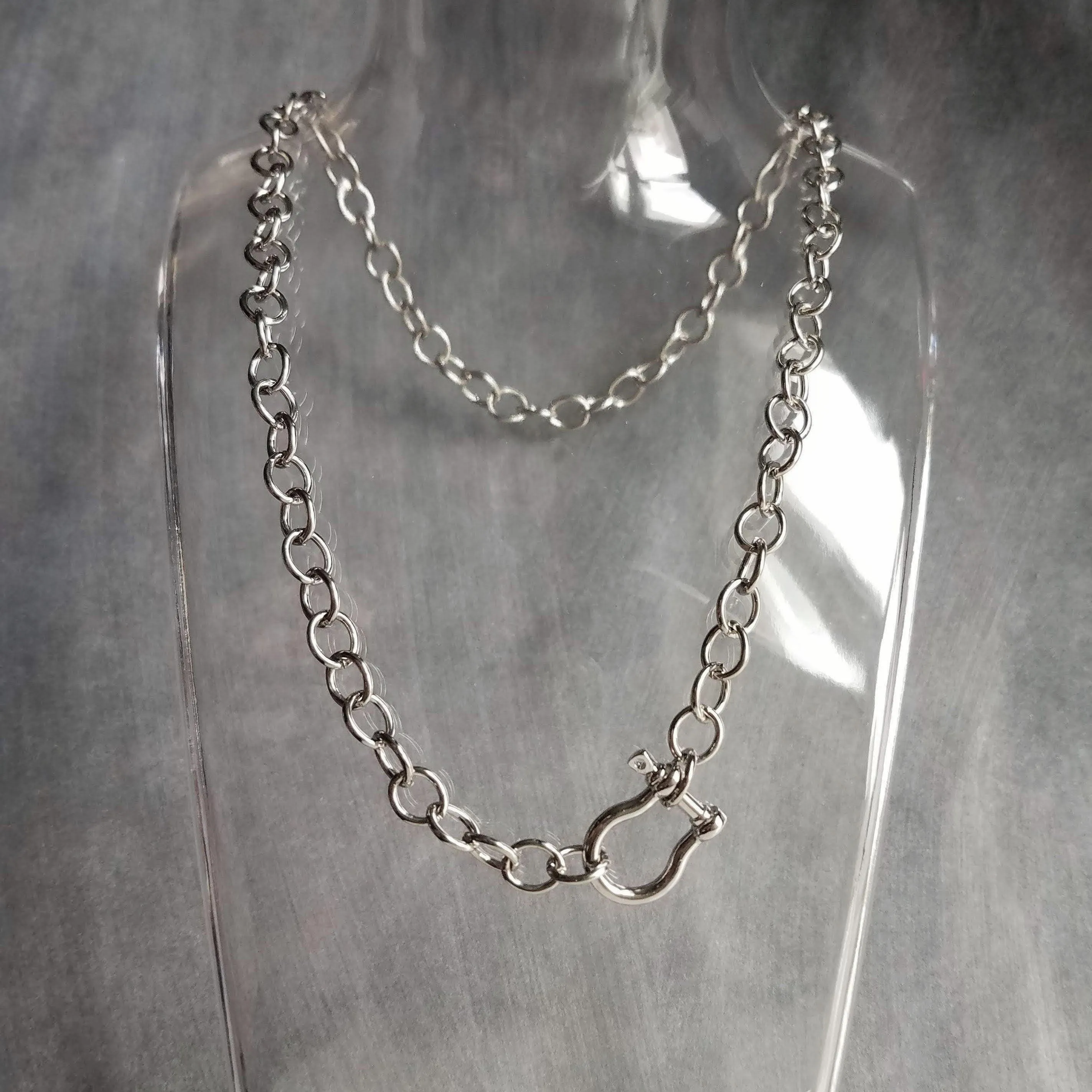 Chunky Silver Chain, front clasp necklace, large link chain, horseshoe clasp necklace, screw clasp chain, big round link chain, stainless