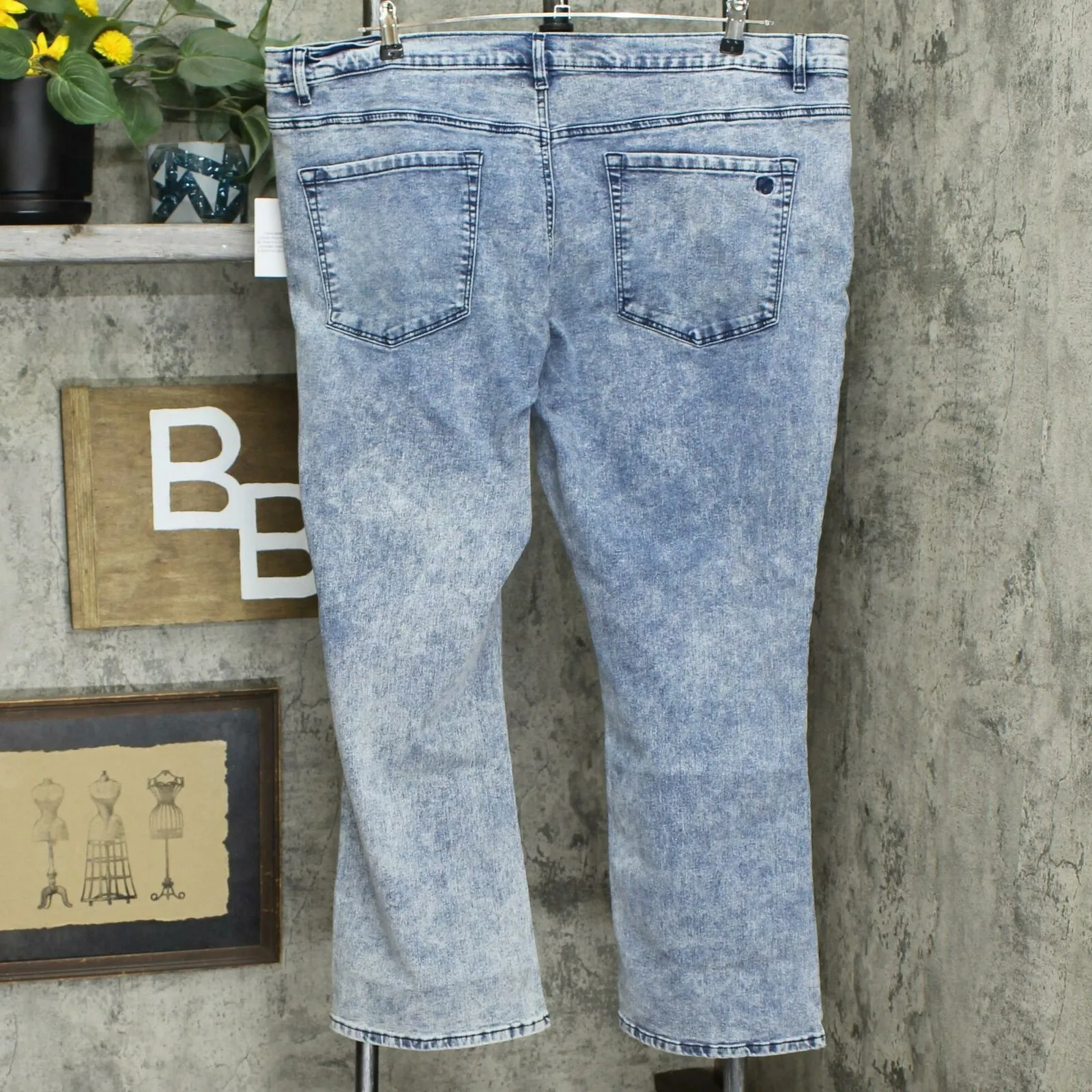 DG2 by Diane Gilman Plus Petite Snow Wash Boot Cut Jeans