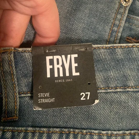 Frye The Stevie Straight Jeans