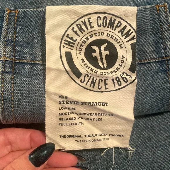 Frye The Stevie Straight Jeans