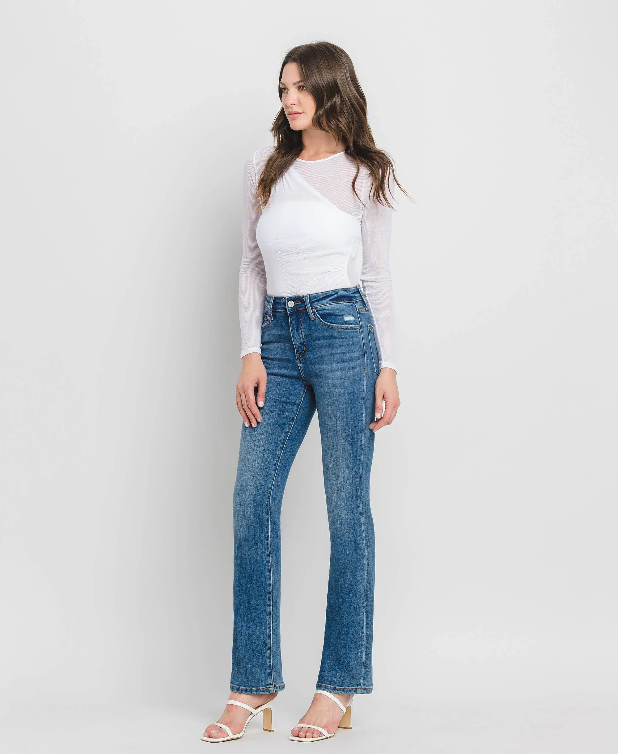HIGH RISE BOOTCUT JEANS V3205