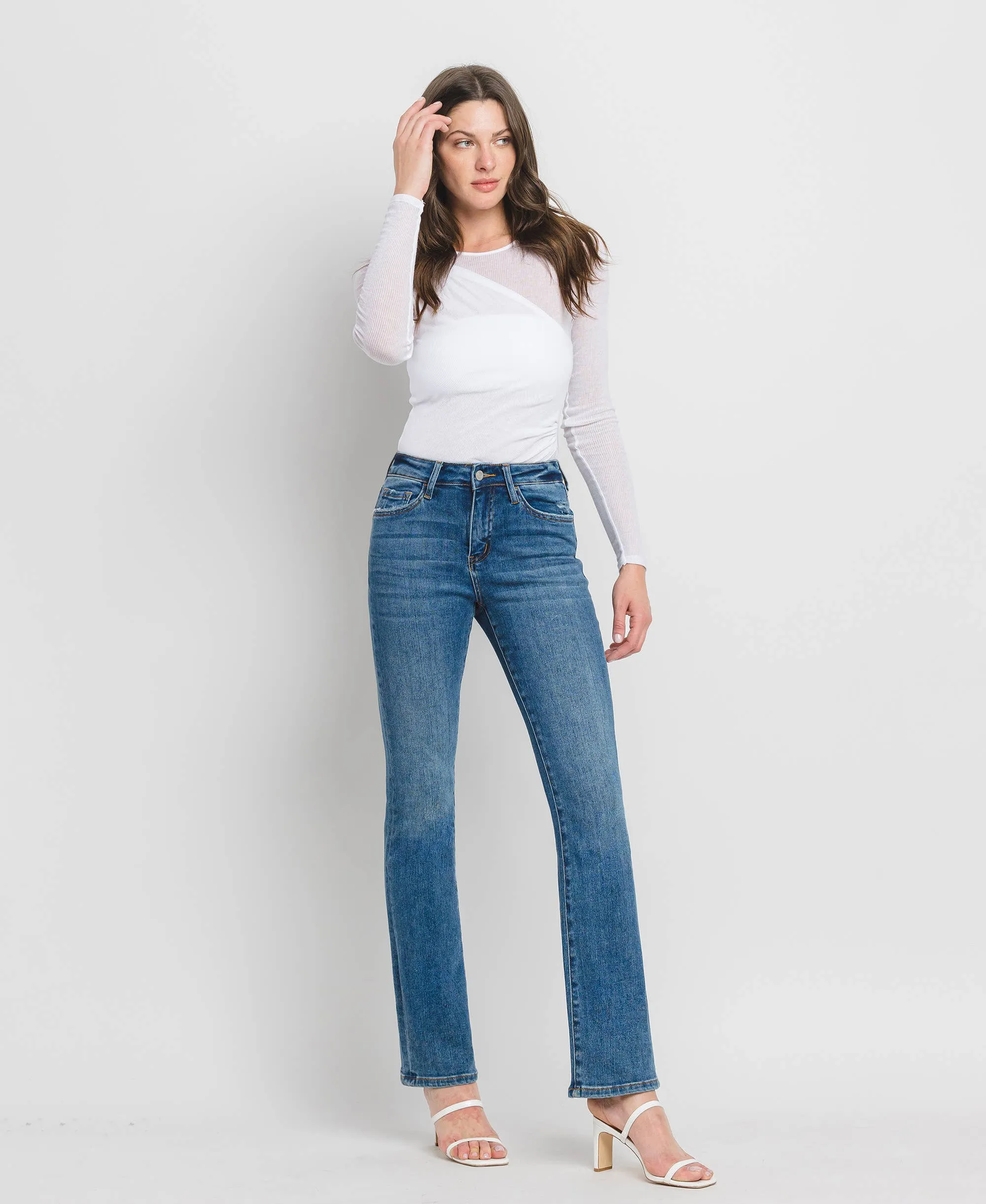HIGH RISE BOOTCUT JEANS V3205