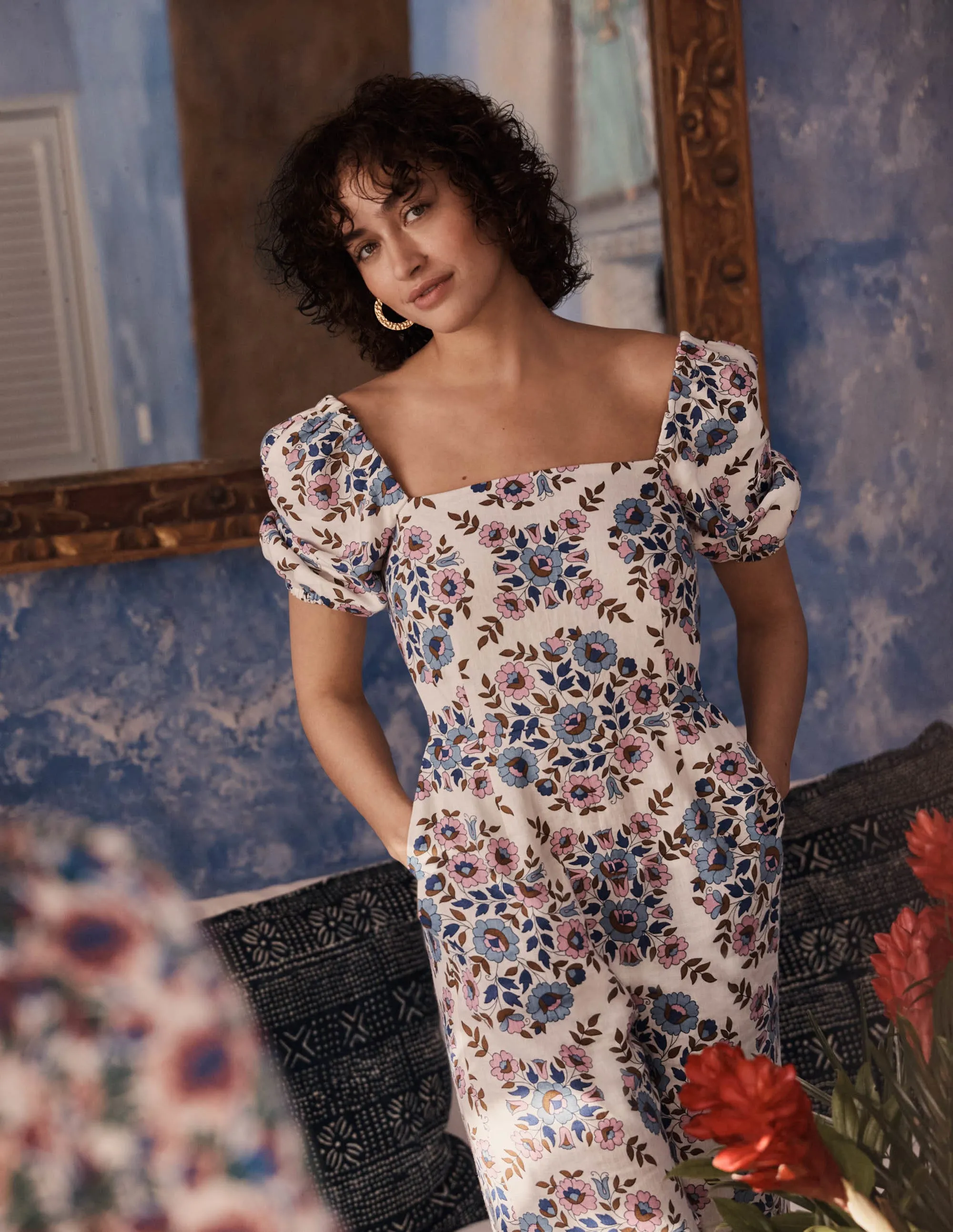 Leinen-Jumpsuit mit eckigem Ausschnitt-Bunt, Wildblumenmuster