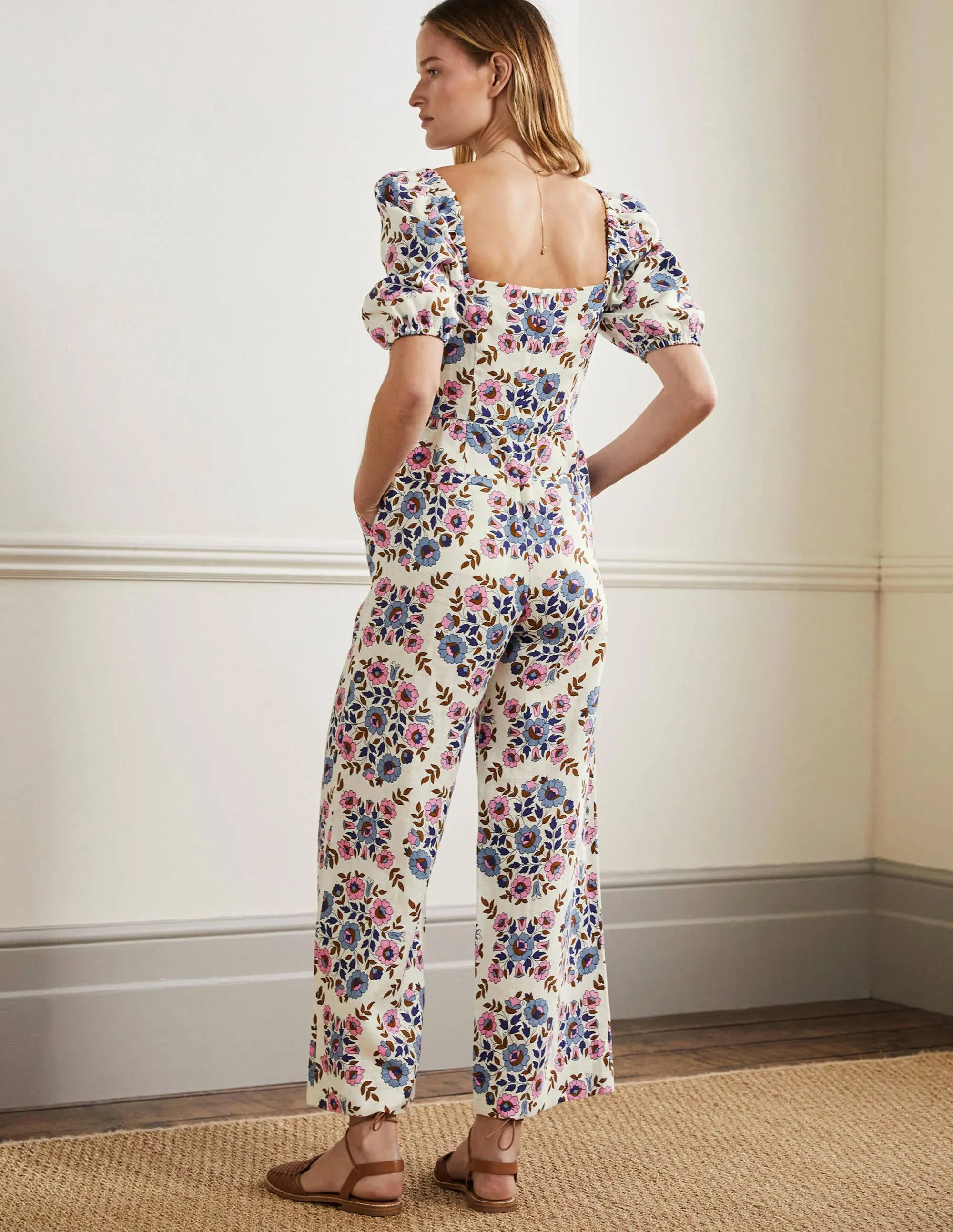 Leinen-Jumpsuit mit eckigem Ausschnitt-Bunt, Wildblumenmuster