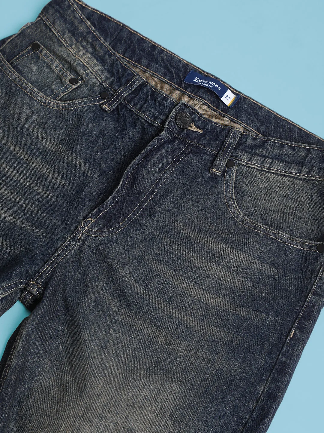 Men Dark Blue Tinted Relaxed Fit Jeans