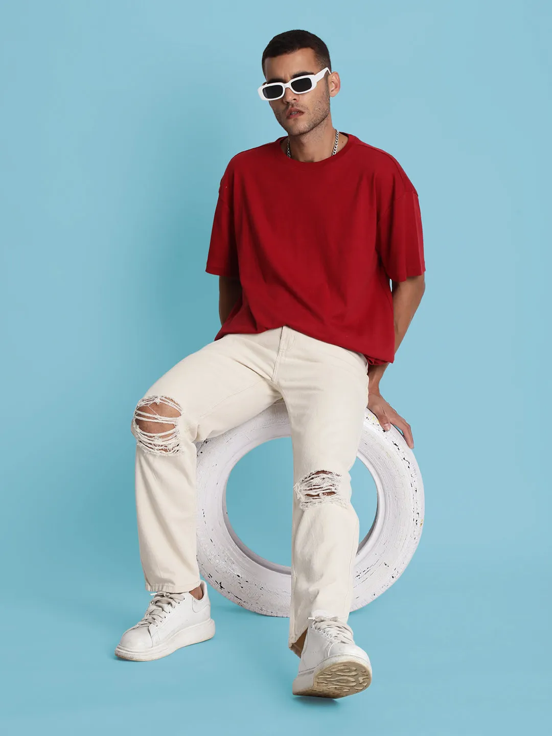 Men Ecru Knee Slash Relax Fit Jeans