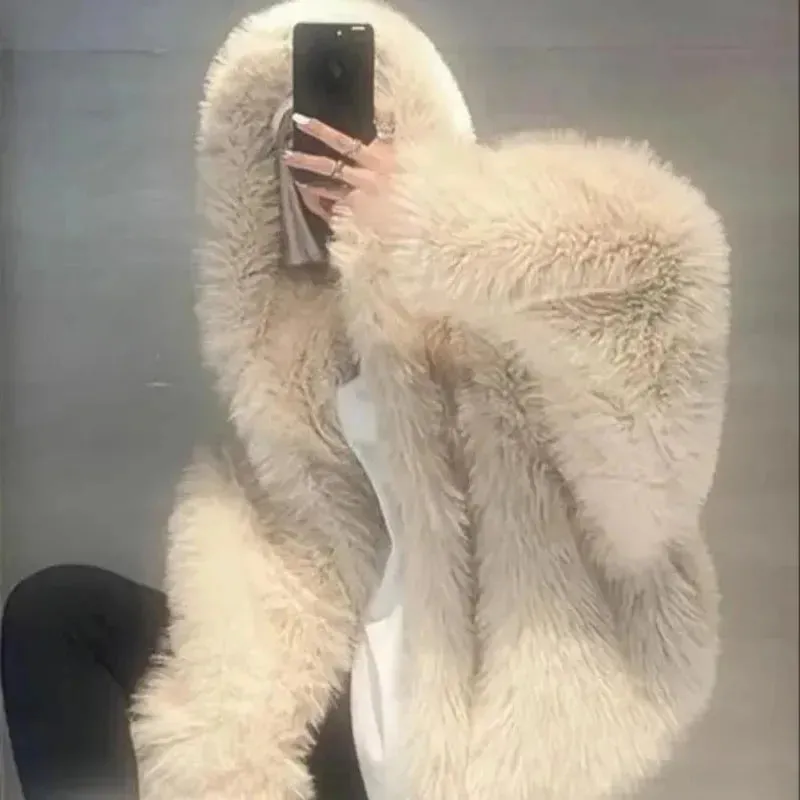 New Women Winter Faux Fox Fur Coat Short-length Loose Overcoat High-grade Foreign Atmosphere Jacket Hooded Warm Outwear
