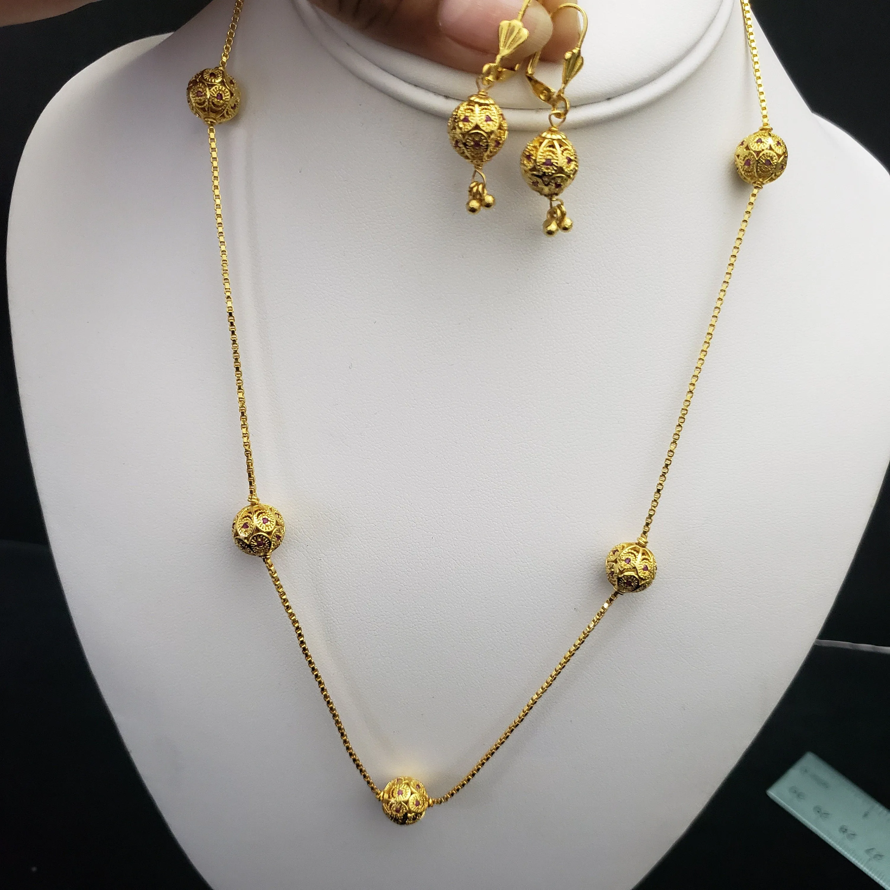Single line Necklace