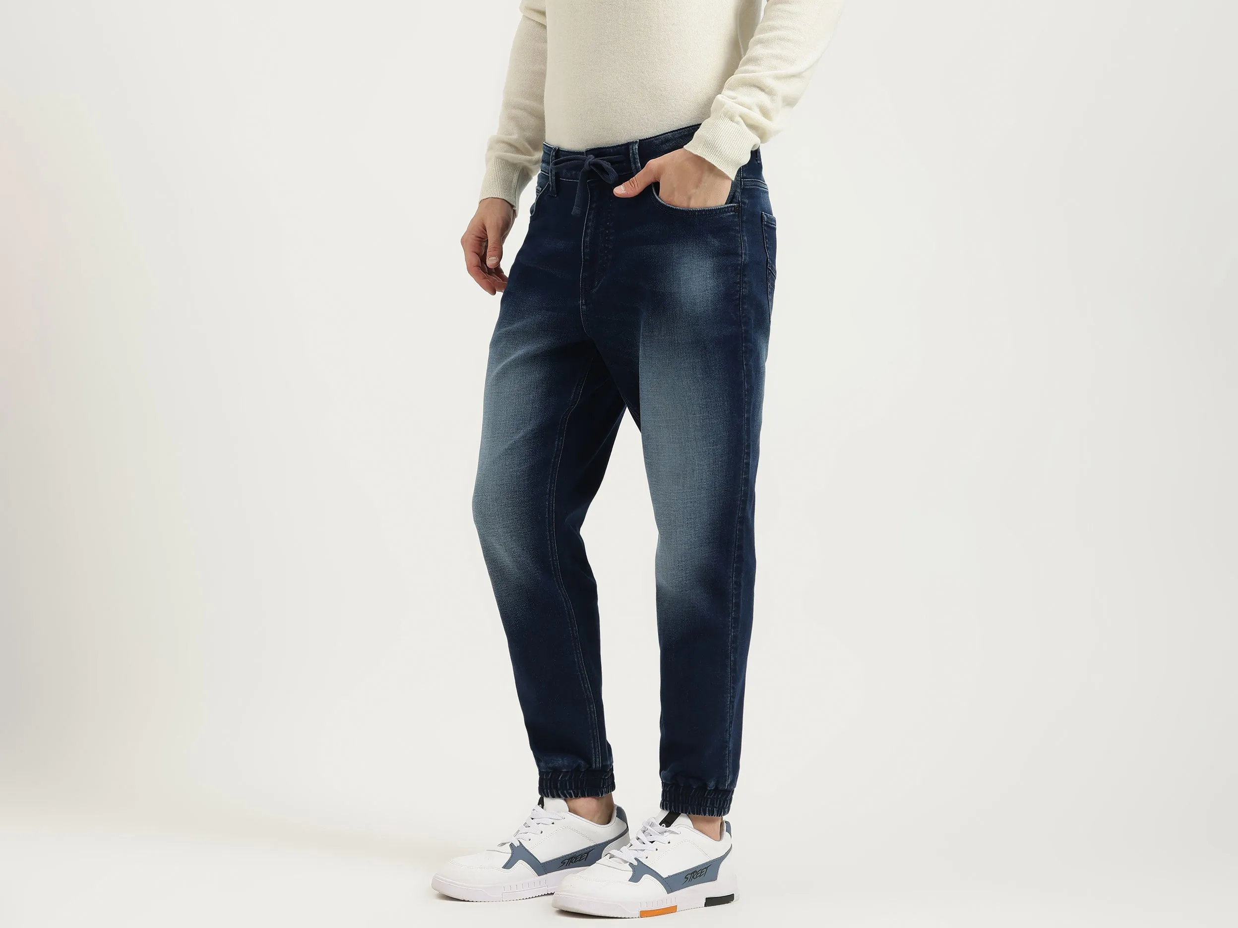 Solid Jogger Fit Jeans