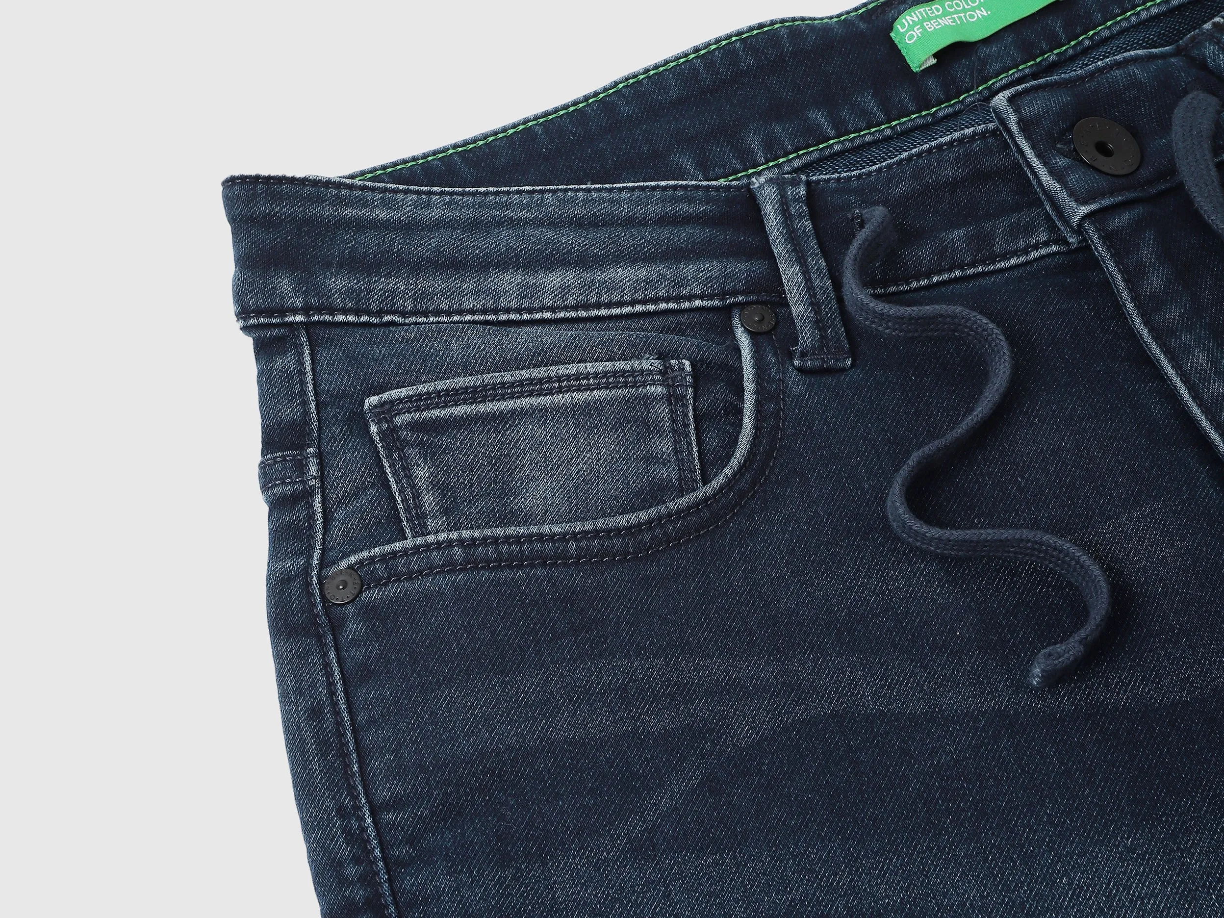 Solid Jogger Fit Jeans