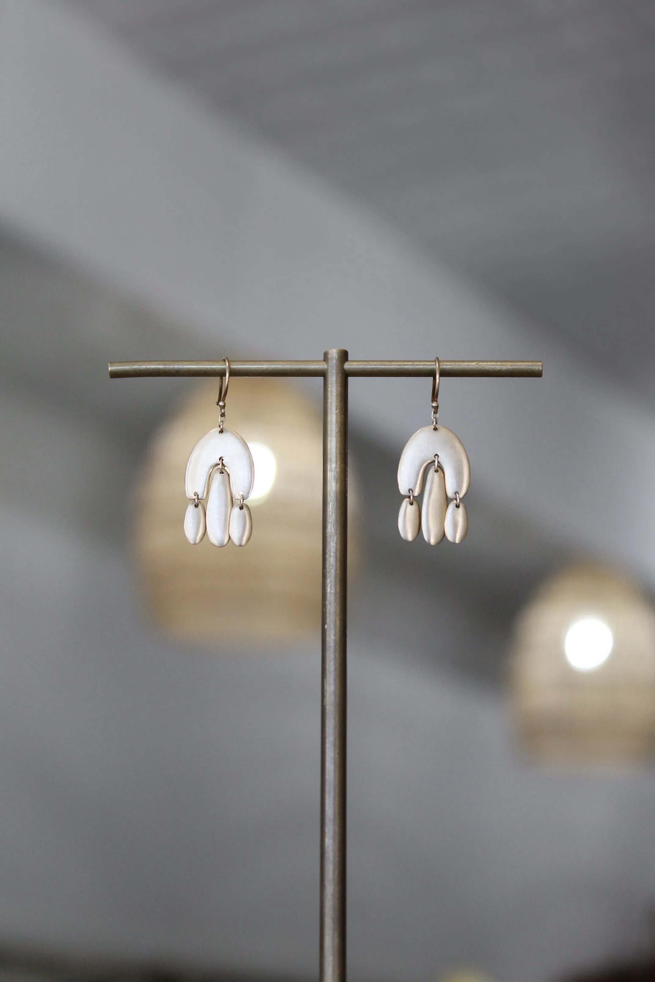 TENTHOUSANDTHINGS 10k Mini Chandelier Earrings