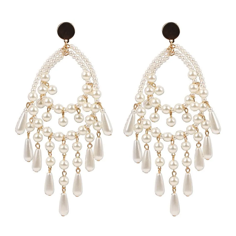The "PEARLfect ⚪️ Chandelier" Earrings