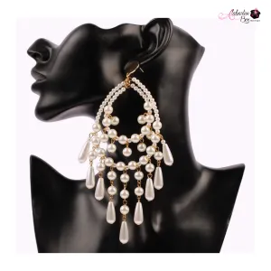 The "PEARLfect ⚪️ Chandelier" Earrings