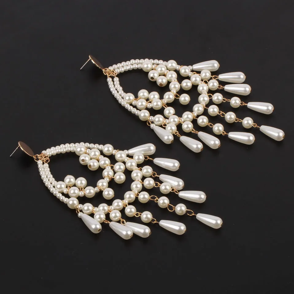 The "PEARLfect ⚪️ Chandelier" Earrings