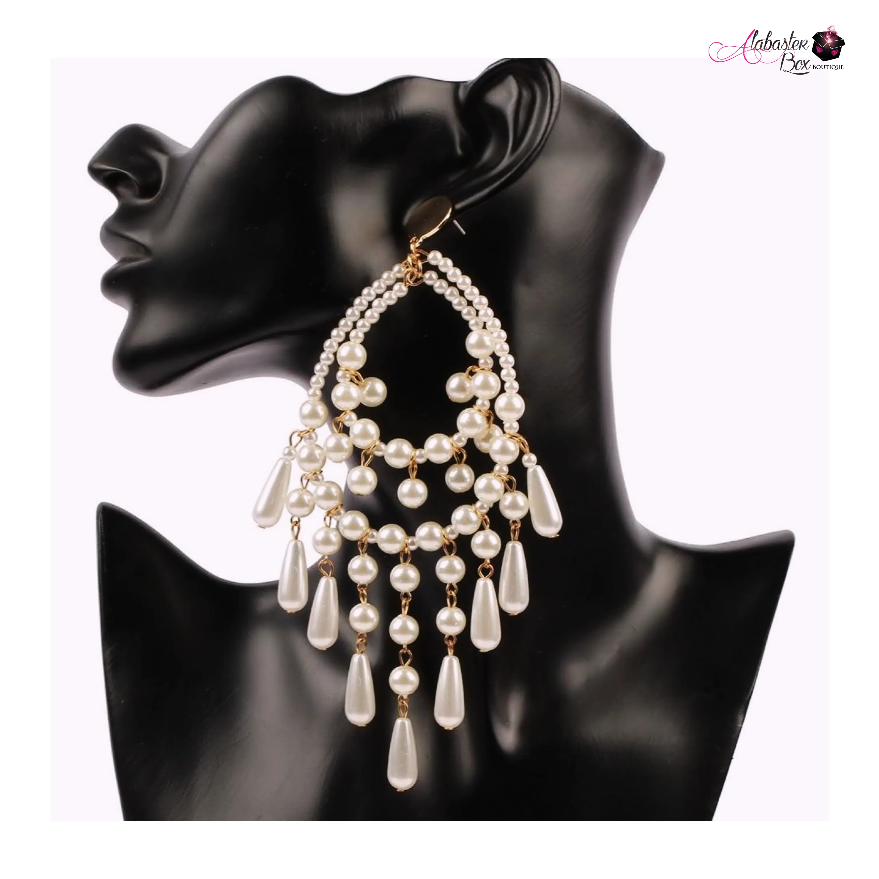 The "PEARLfect ⚪️ Chandelier" Earrings