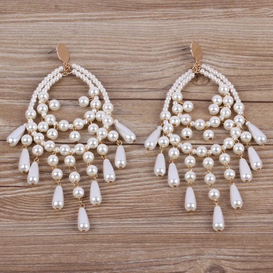 The "PEARLfect ⚪️ Chandelier" Earrings
