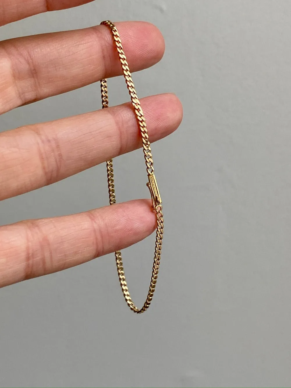 Vintage 18k gold curb bracelet - 7.5 inch length