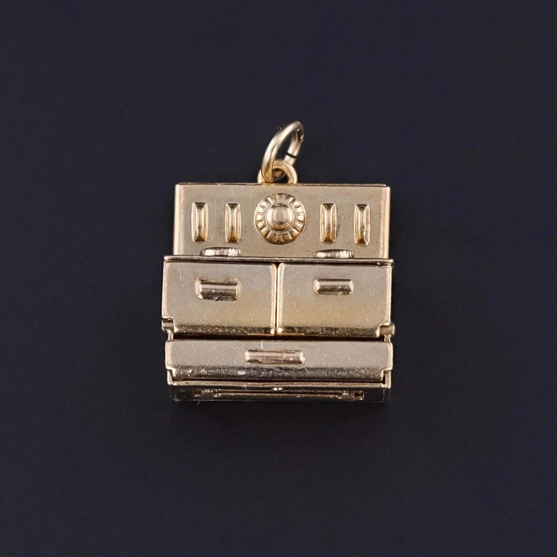 Vintage Movable Stove or Oven Charm of 14k Gold