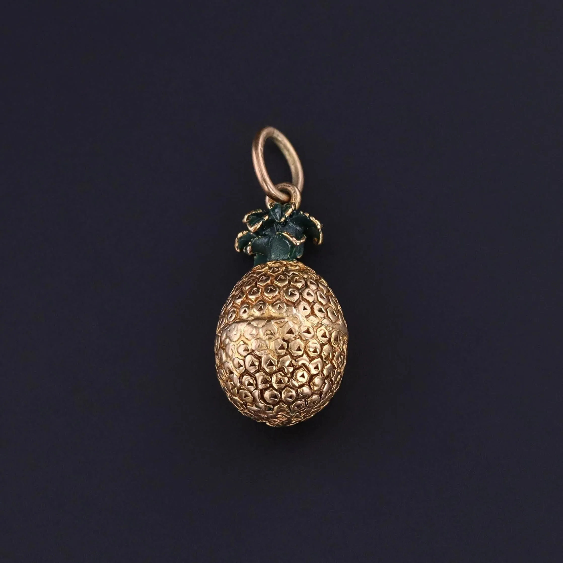 Vintage Pineapple Charm of 9ct Gold