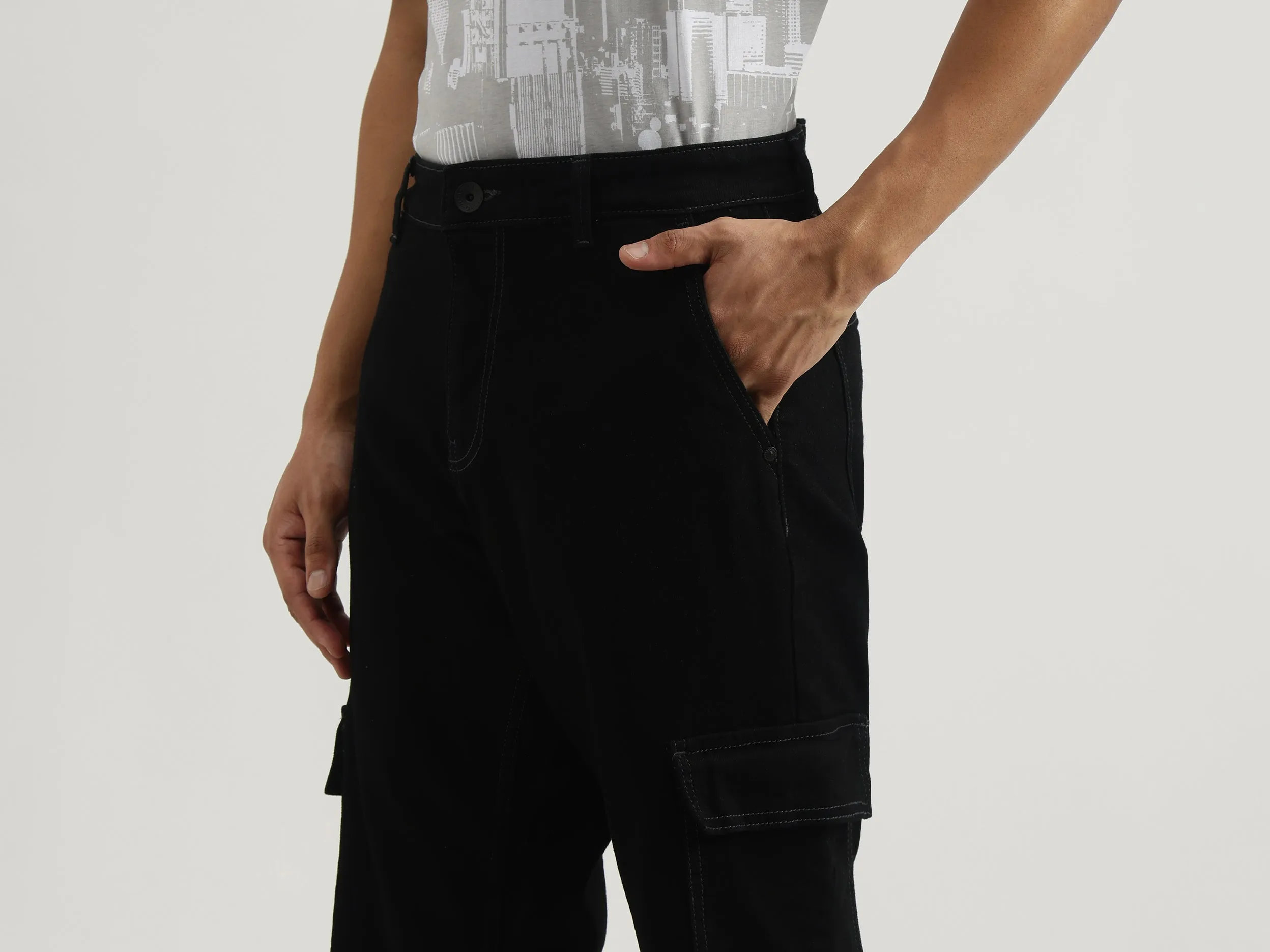 Washed Relaxed Jeans