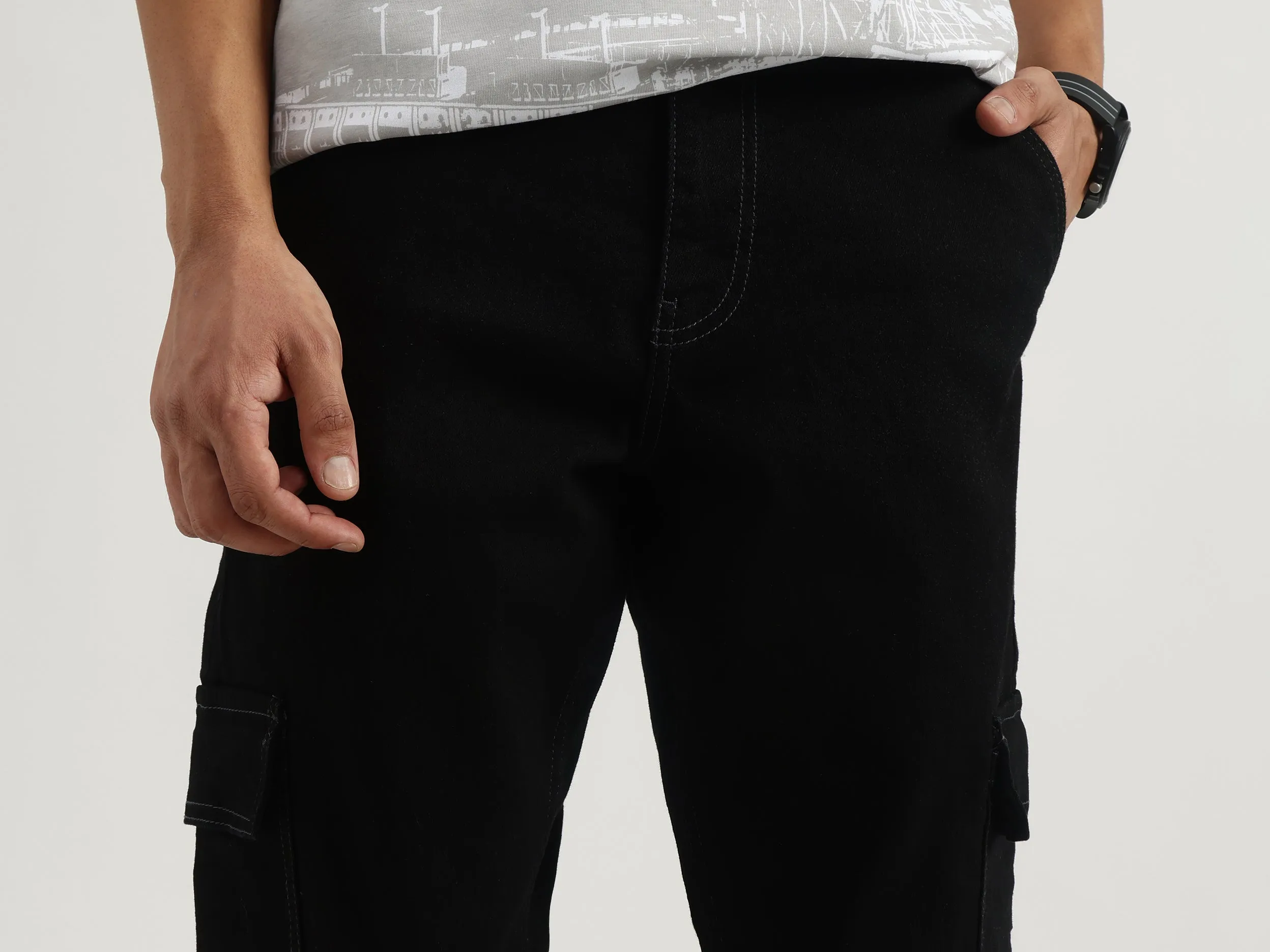 Washed Relaxed Jeans