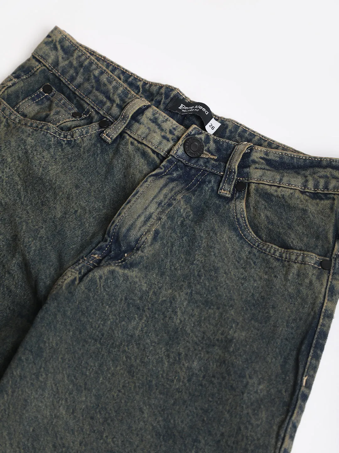 Women Blue Tinted Relax Fit Jeans