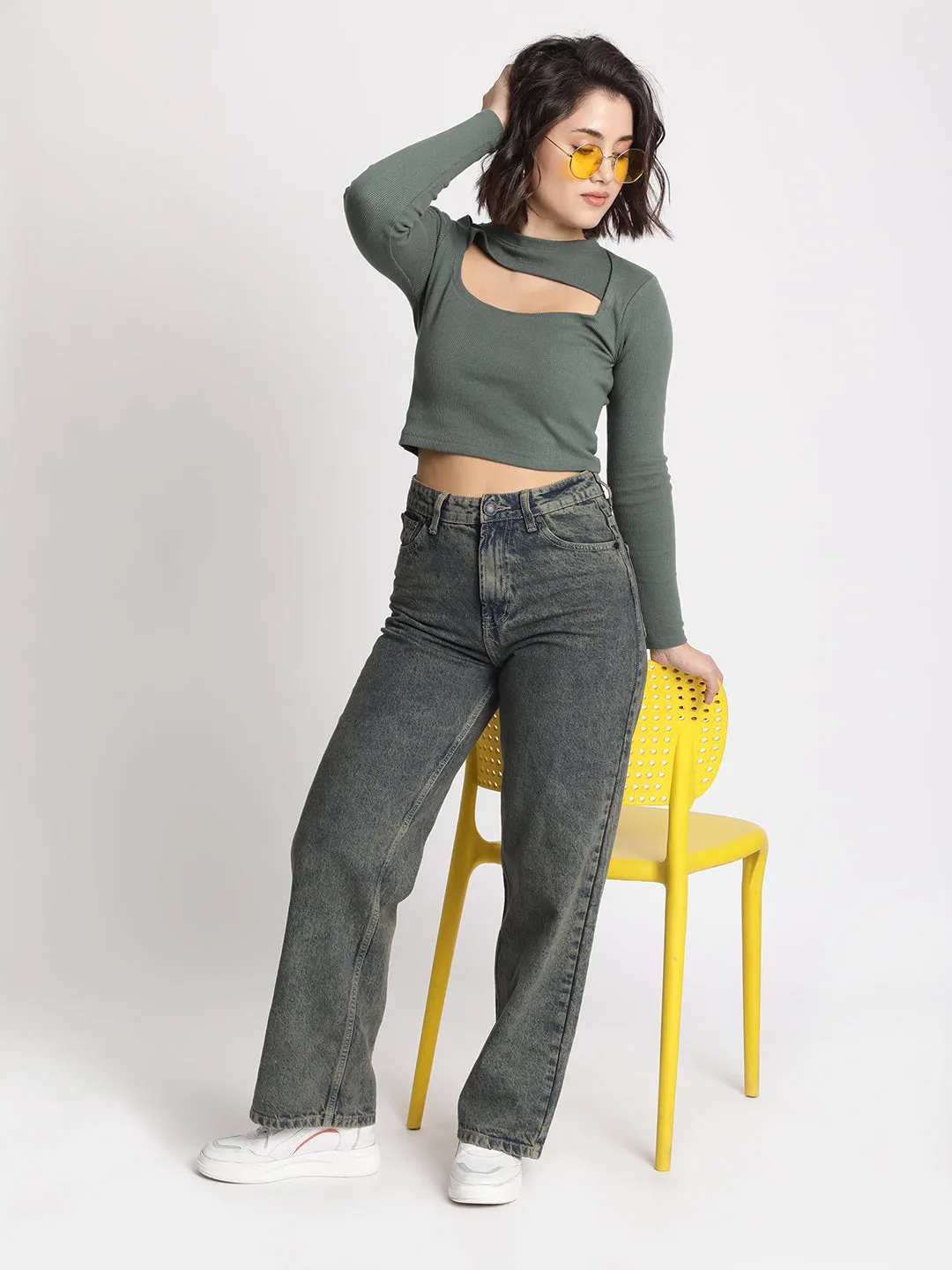 Women Blue Tinted Relax Fit Jeans