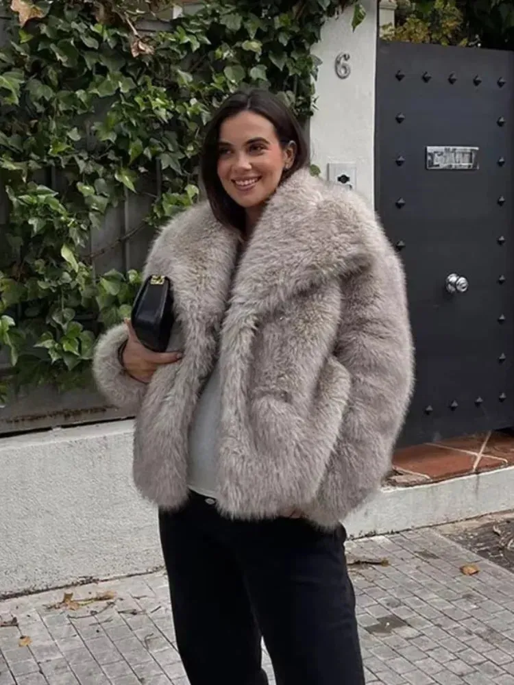 Women Fashion Faux Fur Solid Lapel Short Jackets Chic Long Sleeve Crop Oversized Warm Coat 2024 New Winter Lady Warm Outerwear