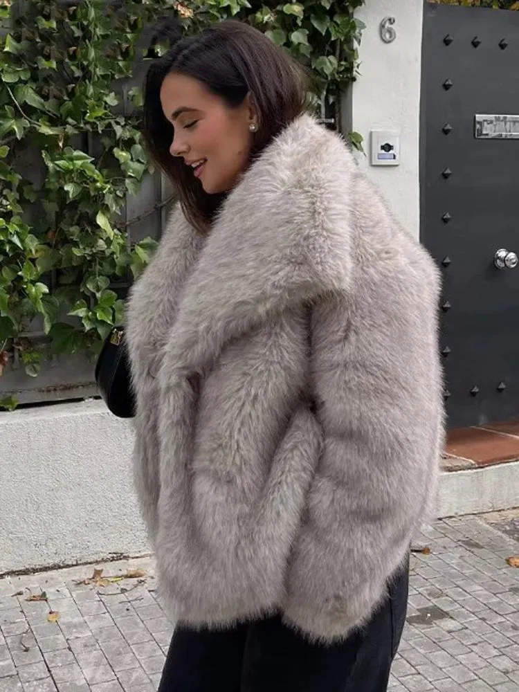 Women Fashion Faux Fur Solid Lapel Short Jackets Chic Long Sleeve Crop Oversized Warm Coat 2024 New Winter Lady Warm Outerwear