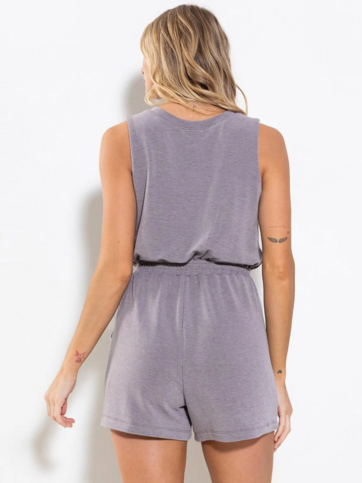 WOMEN'S SLEEVELESS ELASTIC WAIST POCKETS BUTTON UP ROMPER